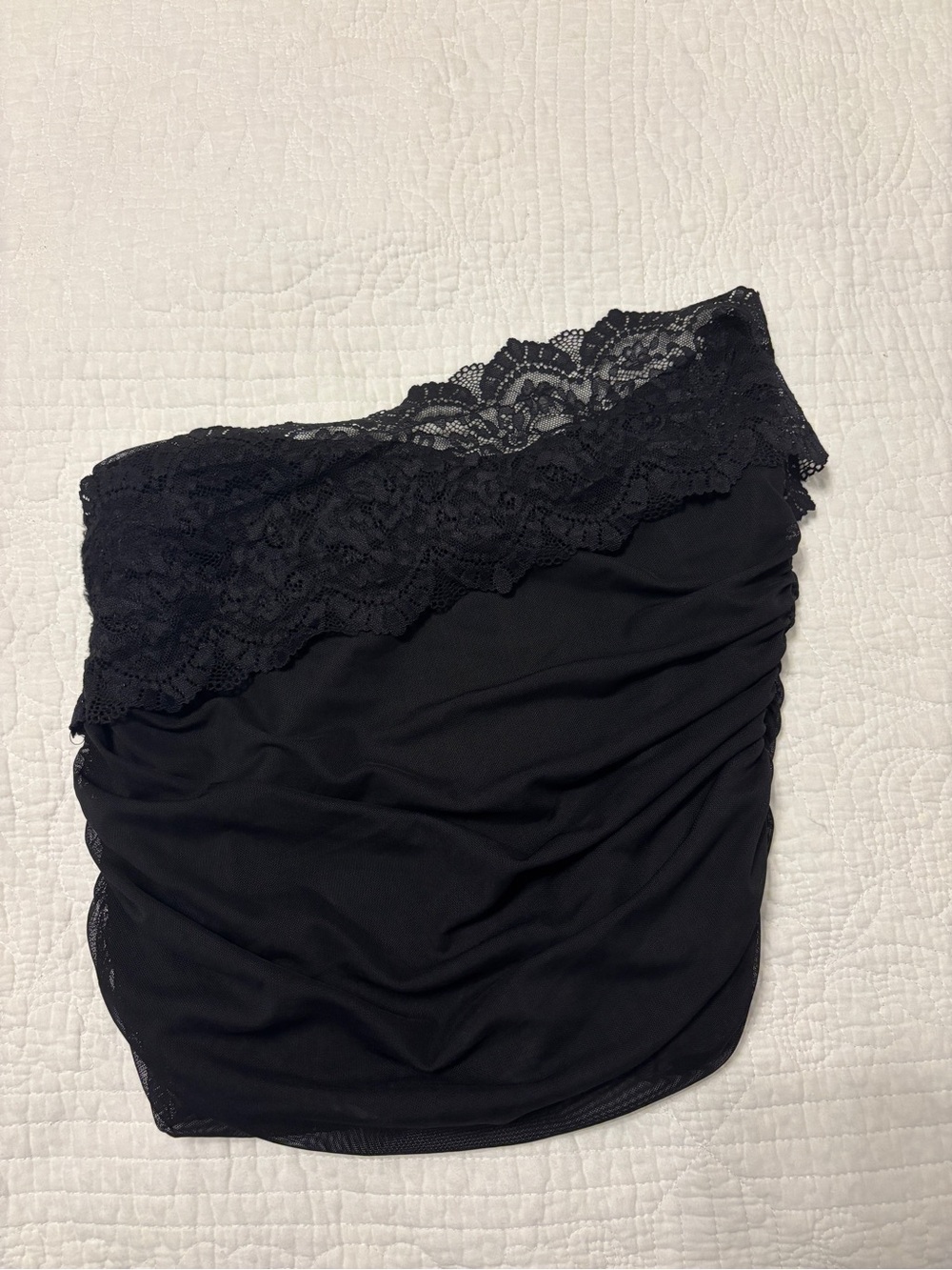 Black lace mini skirt size medium